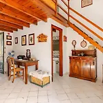 Casa Dafne Casa de Férias