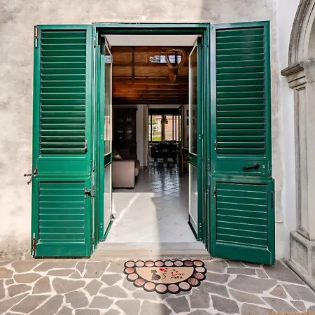 Casa Dafne Casa de Férias