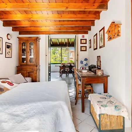Casa Dafne Lípara